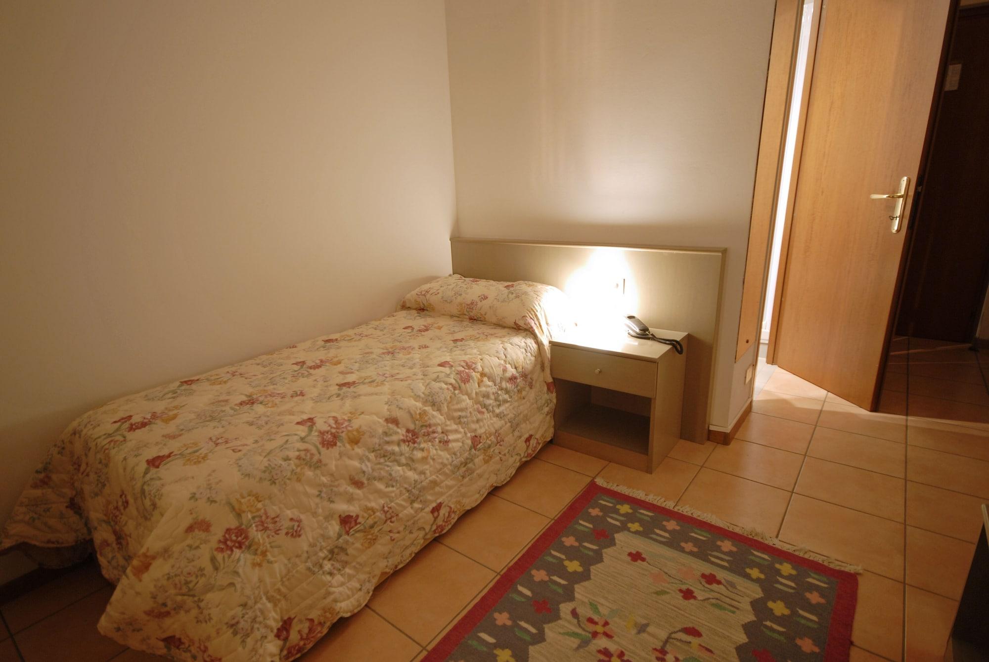 Wellness e Resort Stella Delle Alpi Ronzone Esterno foto