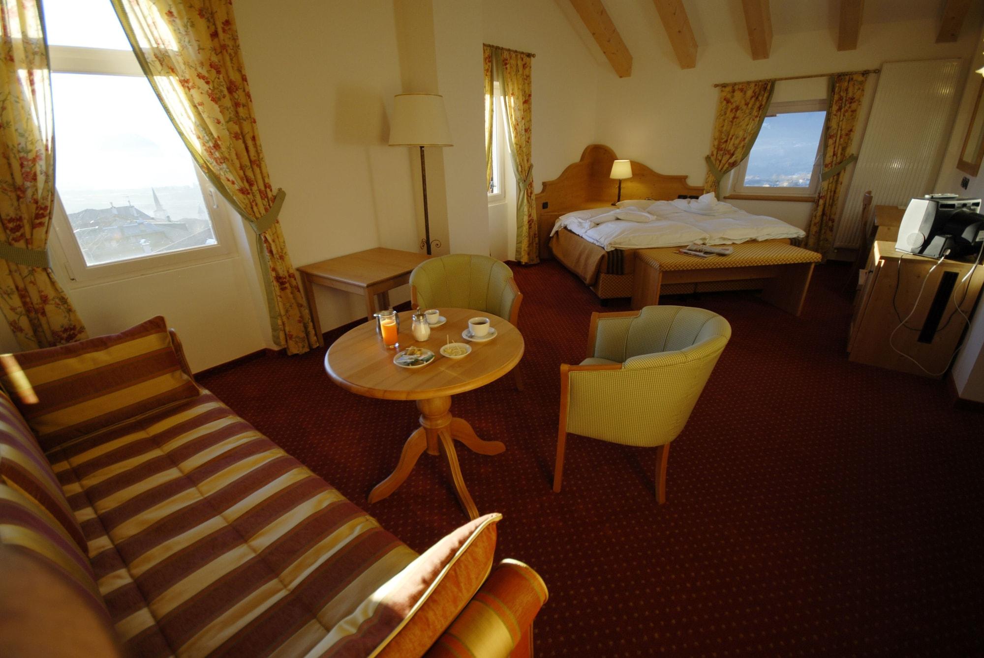 Wellness e Resort Stella Delle Alpi Ronzone Esterno foto