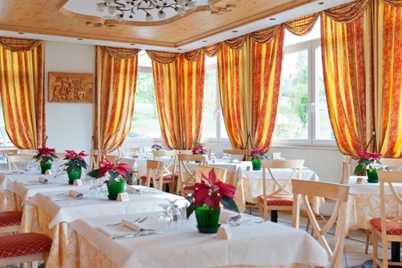 Wellness e Resort Stella Delle Alpi Ronzone Esterno foto